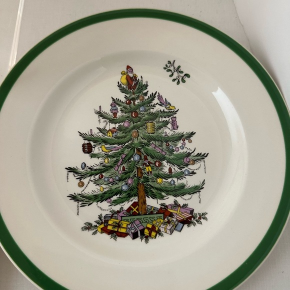 Four Spode 8” Christmas Tree Salad Desert Plates Green and Cream - Picture 5 of 9